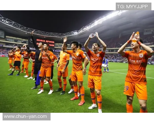 蒿俊闵以坚韧与智慧诠释中国足球精神的时代风范